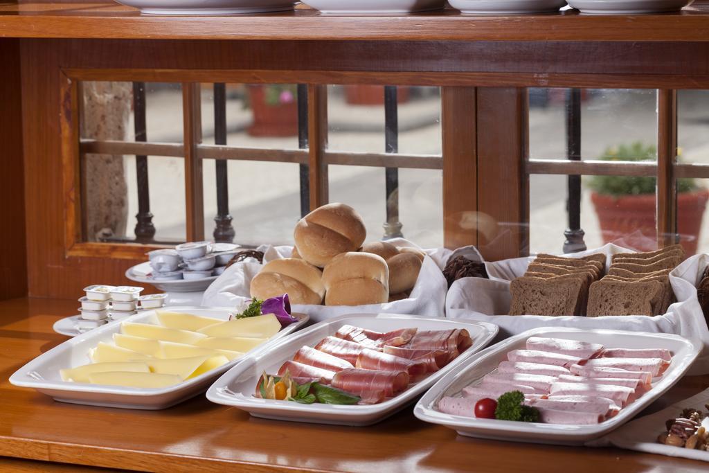 Casona Solar Hotel 3*